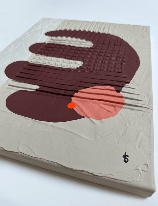 Dit handgemaakt kunstwerk Coral met 3D reliëf is een originele vorm van relief schilderijen. We hebben namelijk abstracte gekleurde vormen toegevoegd aan het kunstwerk. Het geheel is afgewerkt met muurverf van LAB Paint. Zo heb jij zeker te weten een unieke schilderijen in je interieur!