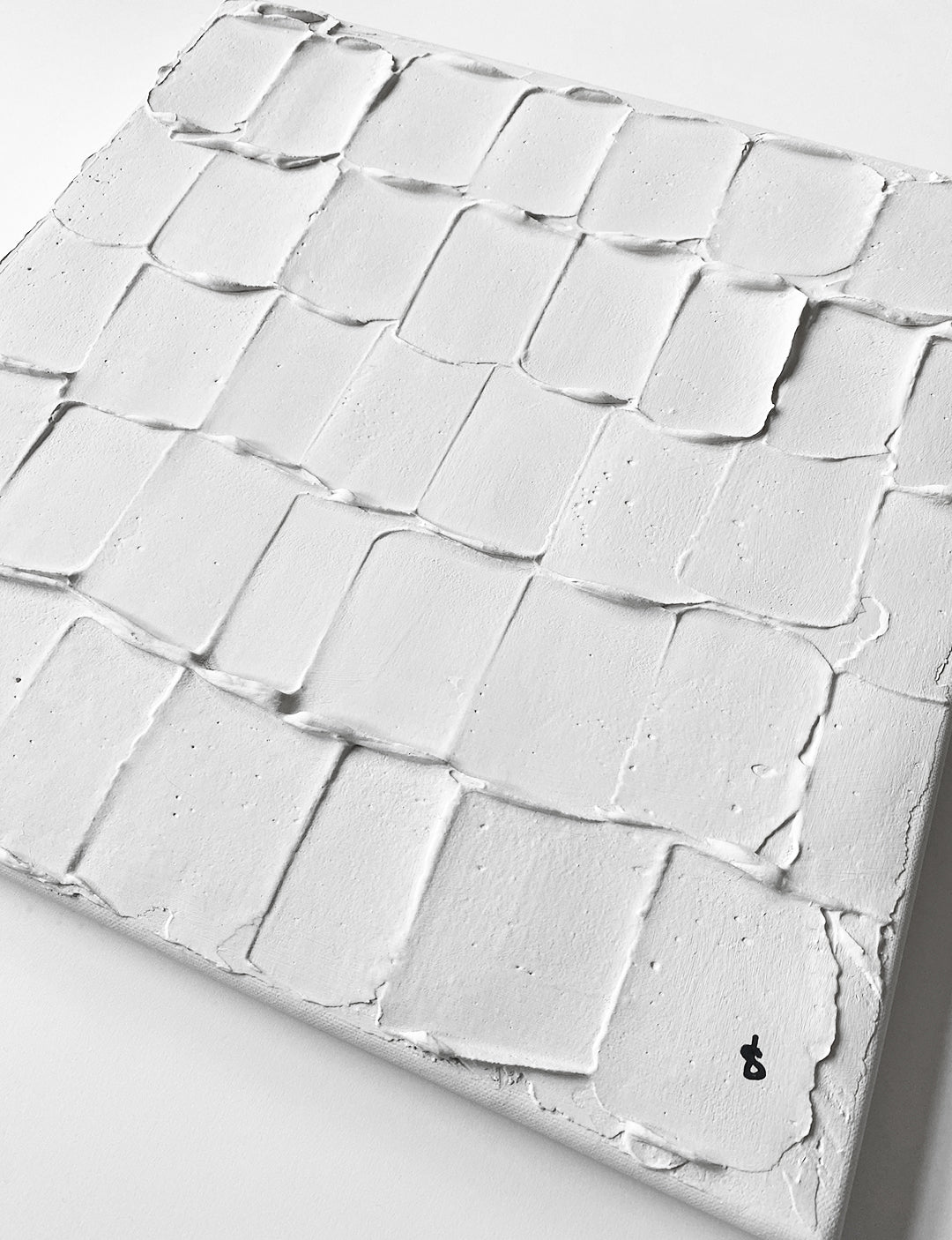 Onze relief schilderijen zijn handgemaakt. Bekijk onze hele collectie 3D kunst aan de muur en gips schilderij! Plaster canvas art BLOCS heeft een formaat van 40x40cm.