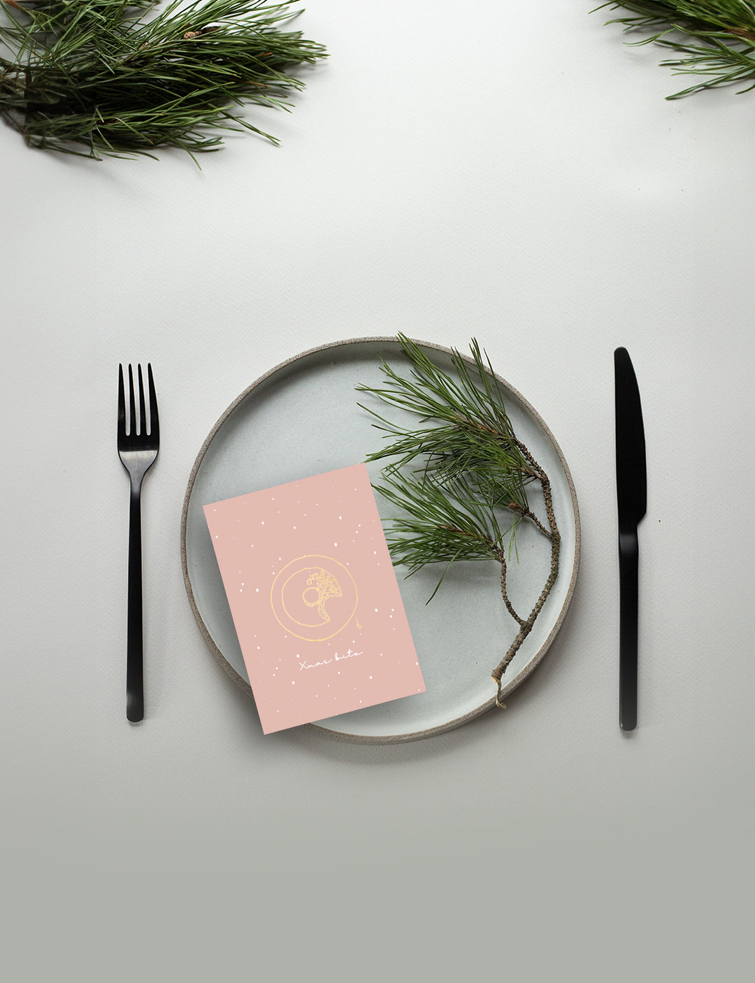 A6 ansichtkaart met handgetekende donut illustratie in goudfolie, ideaal als mooie en leuke kerstkaarten om te versturen of cadeau te doen.