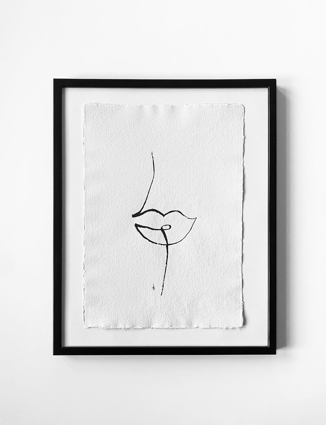 Een unieke poster minimalistisch handgetekende inkttekening op geschept A3 papier (exclusief lijst). Deze stijlvolle poster slaapkamer maakt vast een romantische ruimte.