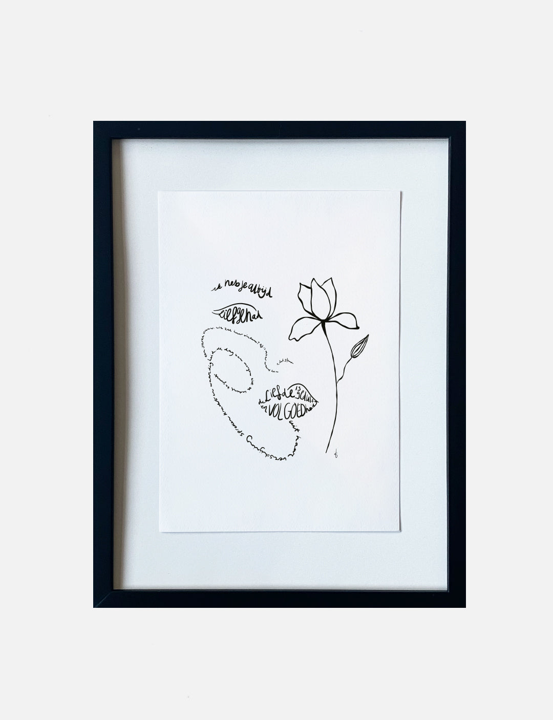 Christelijke poster vrouw gezicht in zwart-wit met subtiele bijbeltekst, handgemaakt en minimalistisch.